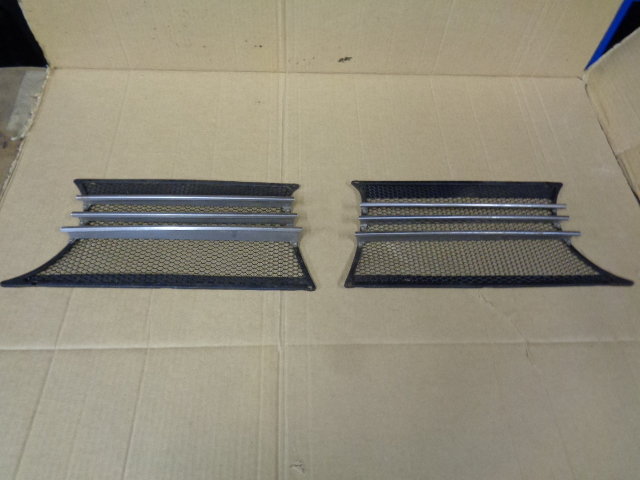 Giulia Super 1300 Ti Grille Set