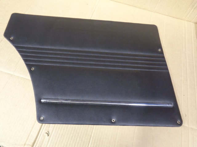 Giulia Super Black Interior Door Panel, Rear Left