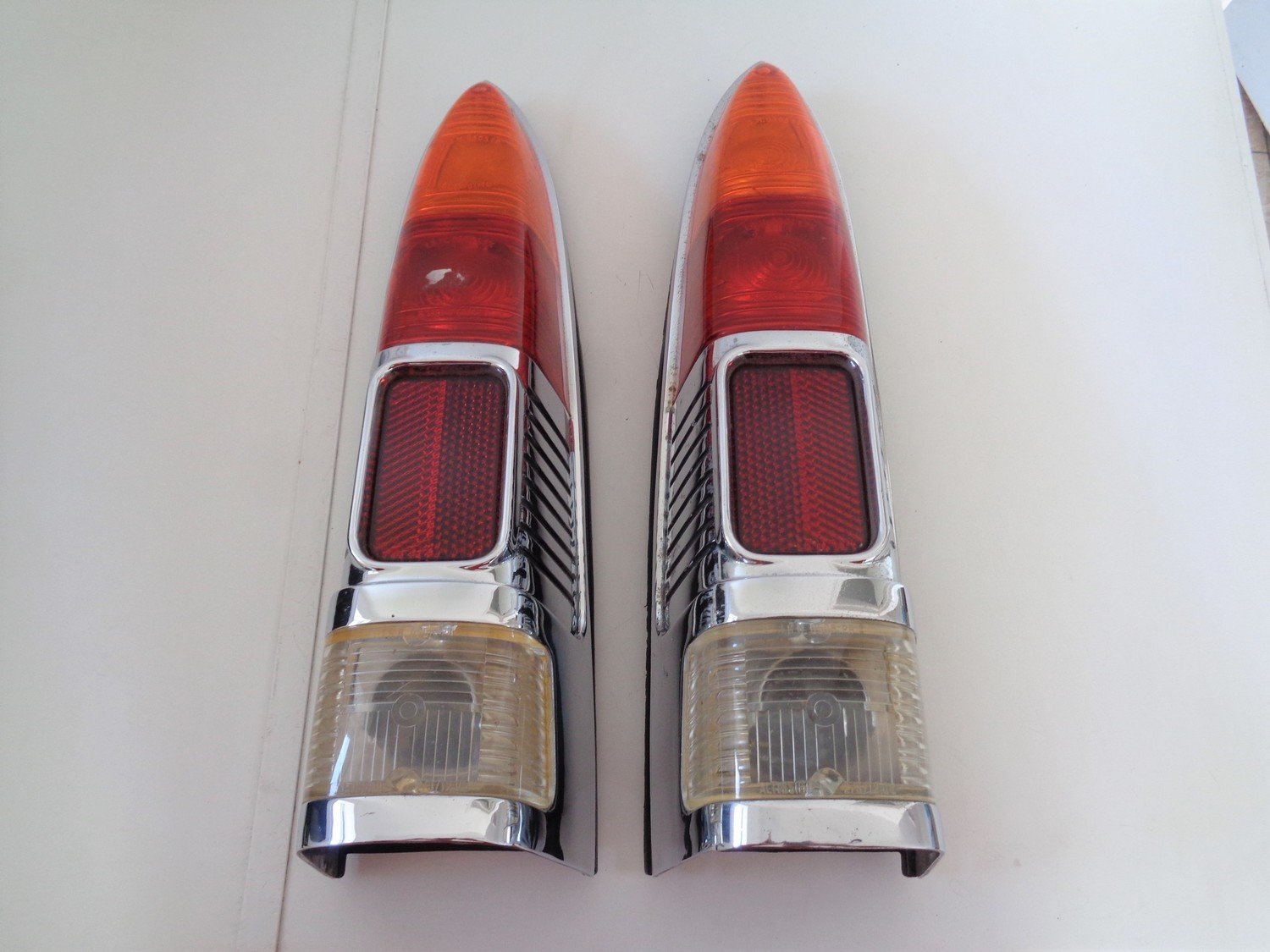 Alfa Romeo 2000 Berlina 1958-62 Rear Light Units NEW OLD STOCK