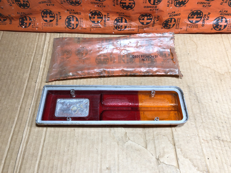 Giulia Saloon Rear Light Lens, Right  Side