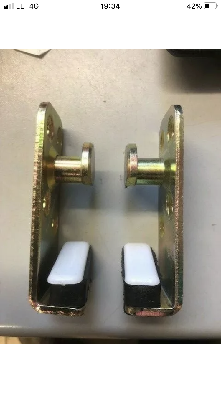 Pr MK2 Escort Door Striker Plate Left Hand+ Right Hand Pr MK2 Escort Door Striker Plate Left Hand+ Right Hand
