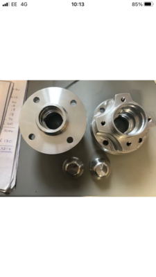 Pair Rix Engineering GP4 Alloy Front Wheel Hub GP4 Stud Bigger Bearing 01011