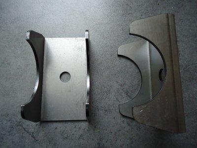 Atlas / English Axle Rear Leaf Spring Saddle - Escort Mk2 60mm Rally Race 00191
