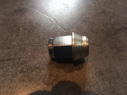 Sleeve Wheel Nut M12 x 1.5mm With 60 Degree Ghia Washer SN44 Sleeve Wheel Nut M12 x 1.5mm With 60 Degree Ghia Washer SN44