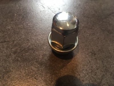 Sleeve Wheel Nut M12 x 1.5mm With 60 Degree Ghia Washer SN44 00616
