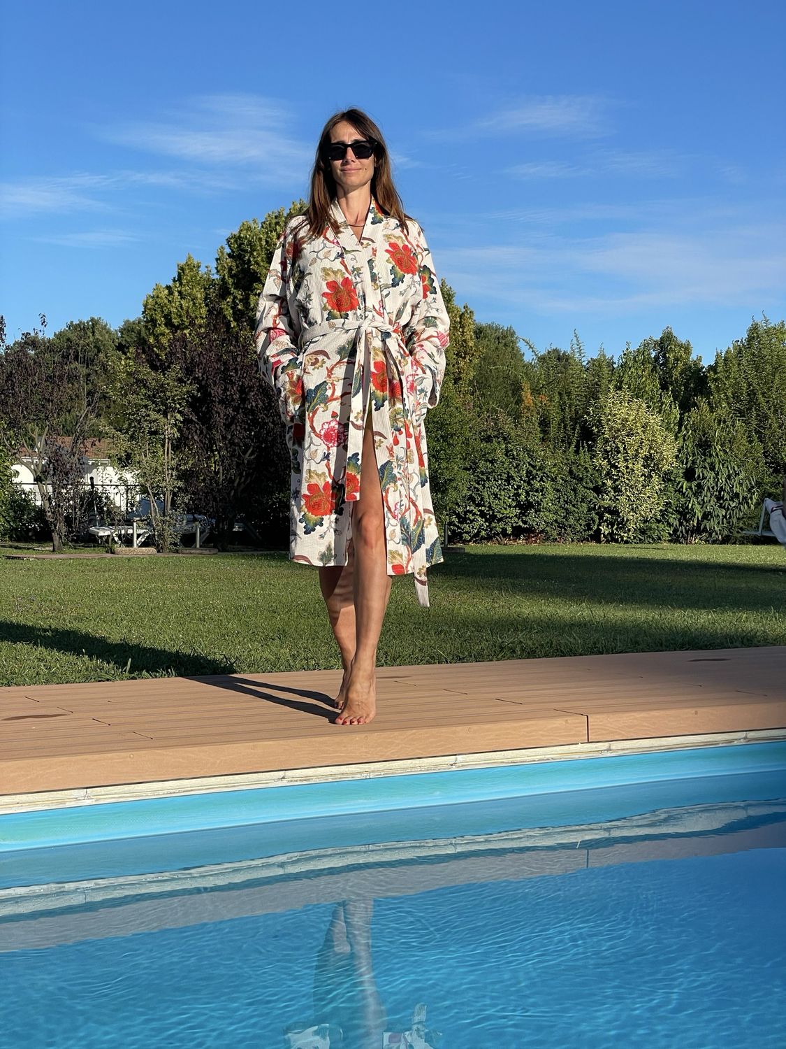 accappatoio fiori bianco con cappuccio
