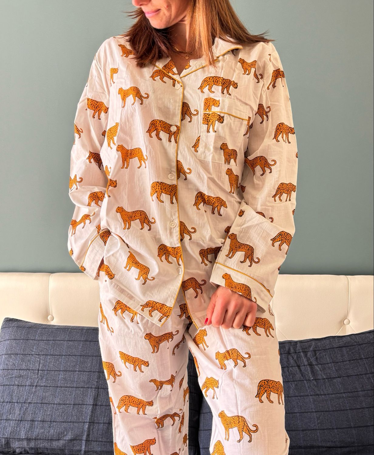 Pigiama ghepardi bianchi