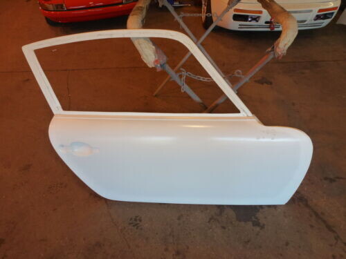 Porsche 911 lightweight doors.