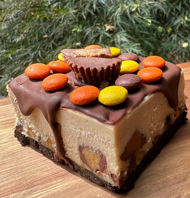 Reeses Cheesecake