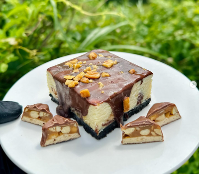 Snickers Cheesecake