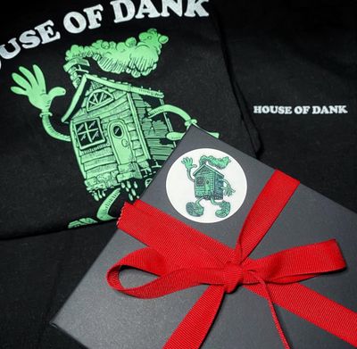 WEEKEND MYSTERY BOX