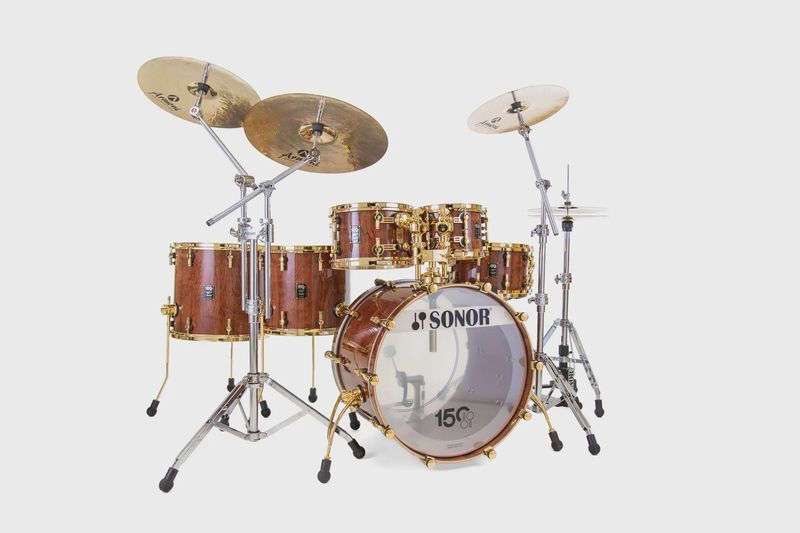150th Anniversary Signature Kit