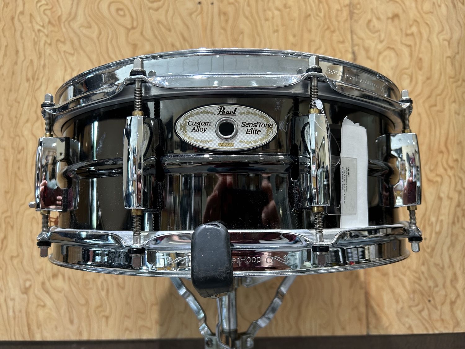 Used Pearl 5-1/2x14&quot; Black Brass Sensi-Tone Alloy Snare Drum