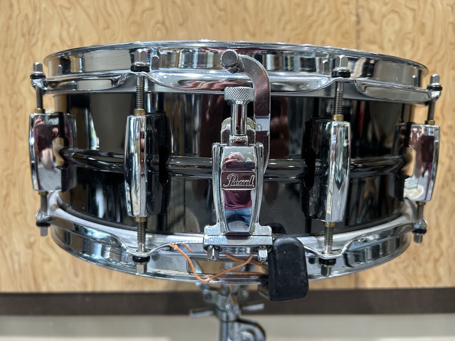 Used Pearl 5-1/2x14&quot; Black Brass Sensi-Tone Alloy Snare Drum