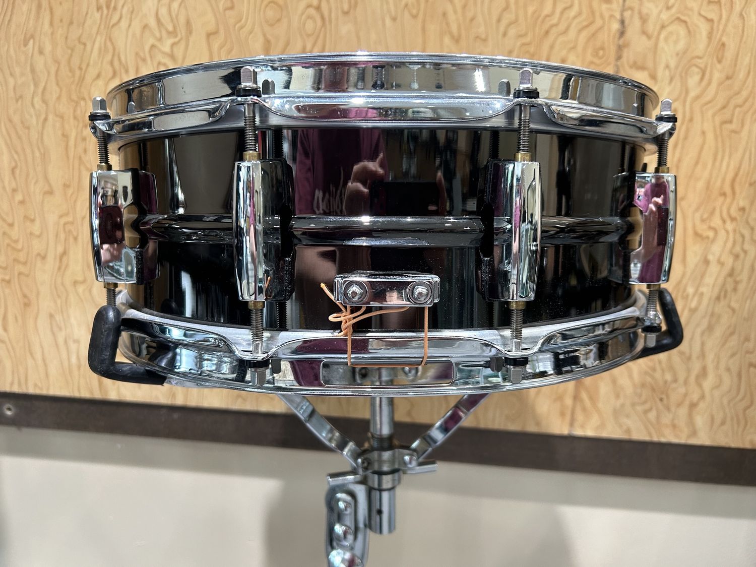 Used Pearl 5-1/2x14&quot; Black Brass Sensi-Tone Alloy Snare Drum