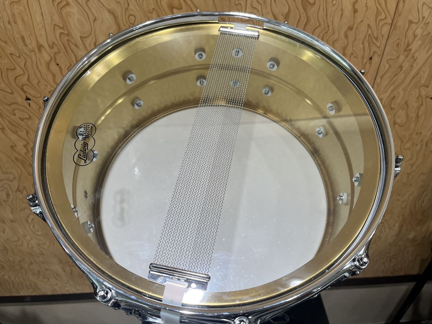 Used Ludwig 6 1/2 x14&quot; Hammered Brass Snare