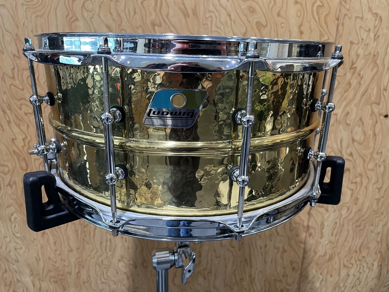 Used Ludwig 6 1/2 x14&quot; Hammered Brass Snare
