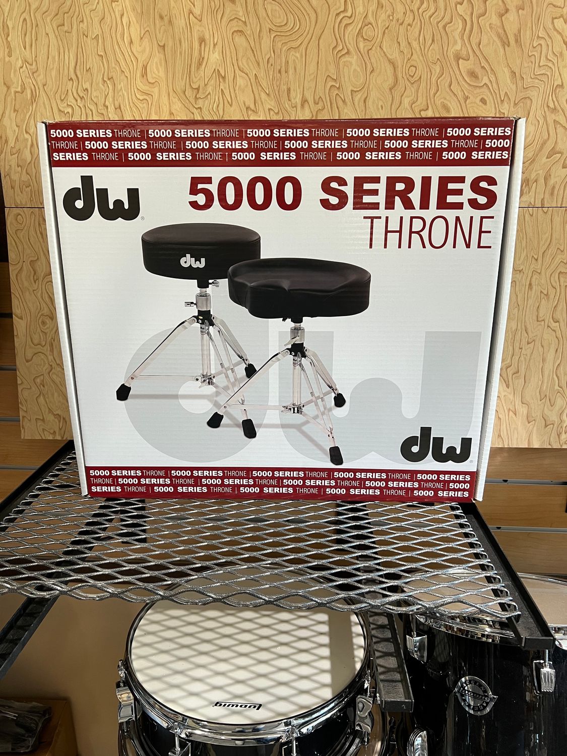 DW 5000 Series Round Top Throne