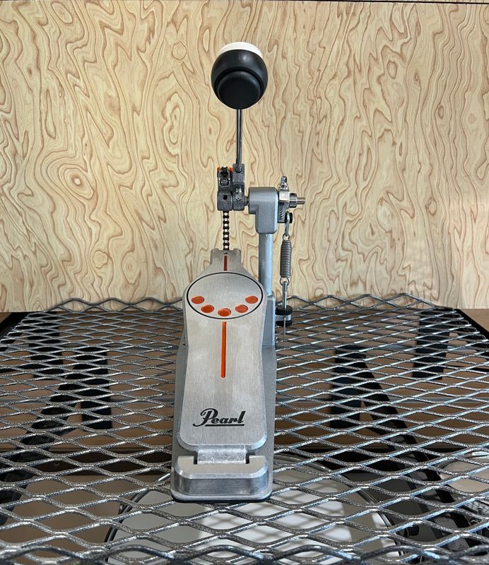ELIMINATOR SOLO DOUBLE BASS DRUM PEDAL, RED CAM