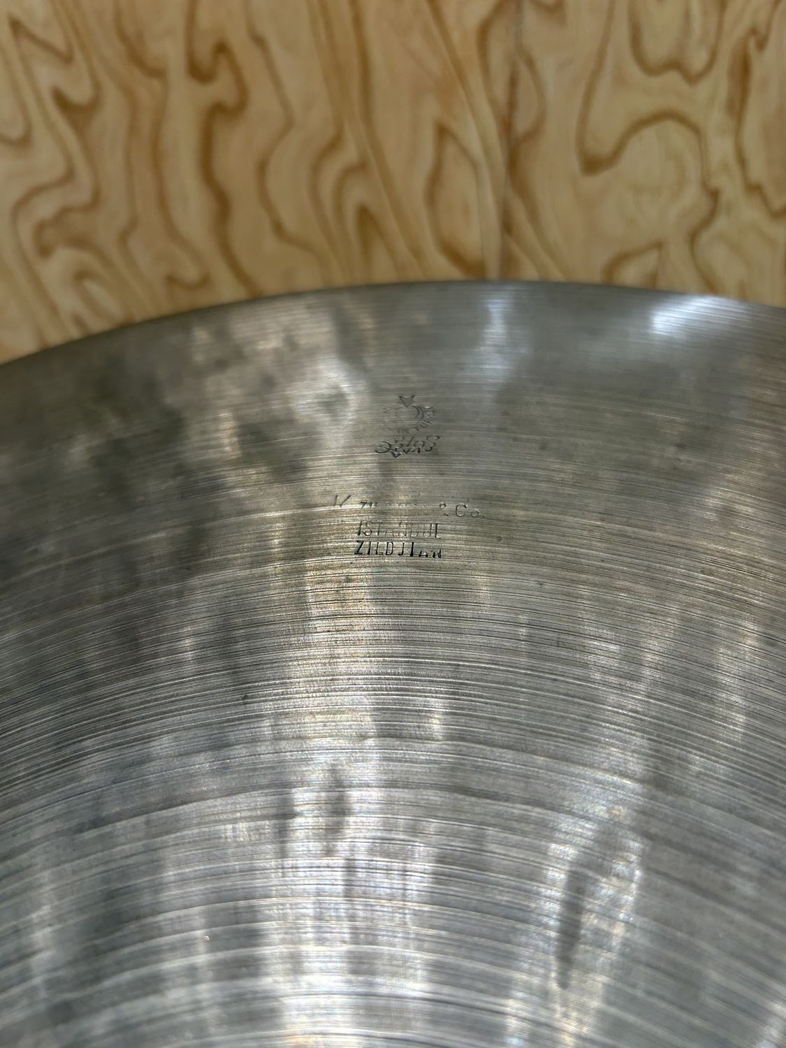 Used Zildjian K Istanbul &quot;New Stamp&quot; 70&#39;s 18&quot; Ride Med Hvy