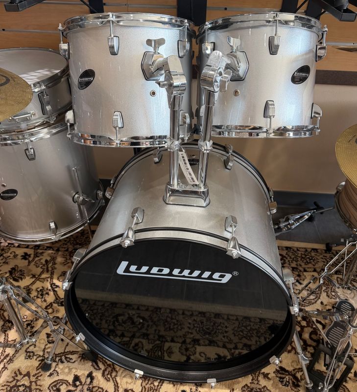 Used Ludwig Accent CS Combo 5pc kit w/ Solar Cymbals