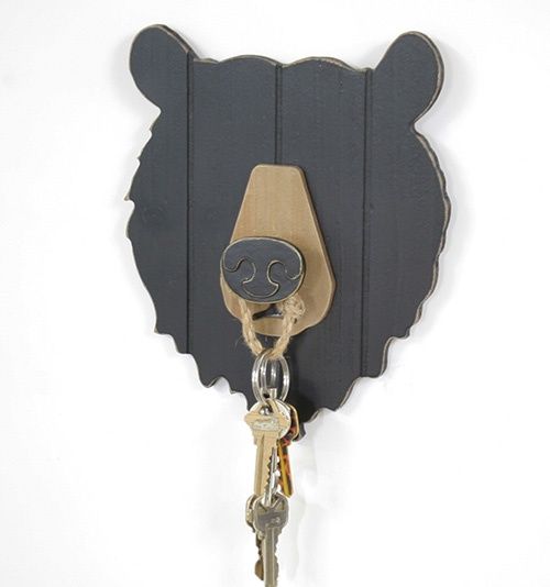 BEAR HEAD WALL HOOK