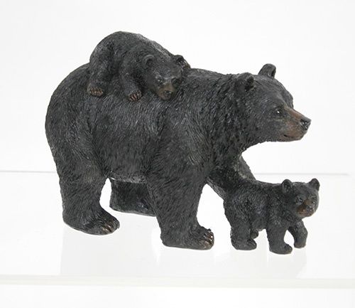 Bear w/2 cubs