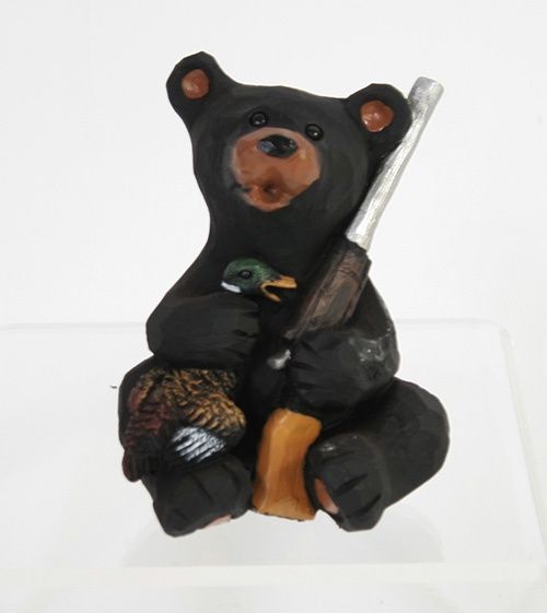 DUCK HUNTING BEAR