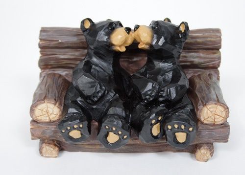 Kissin bears on bench