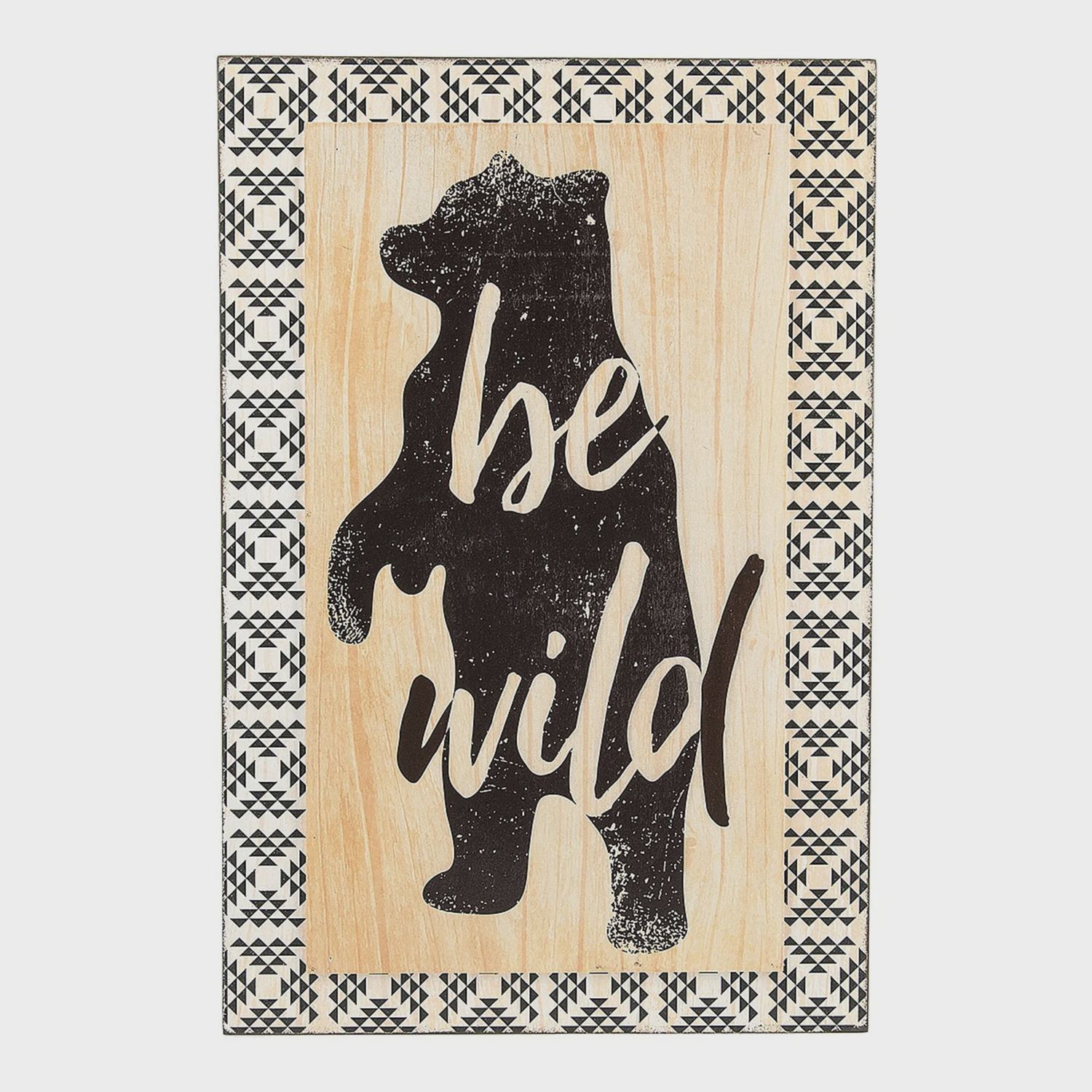 Be wild bear wall decor
