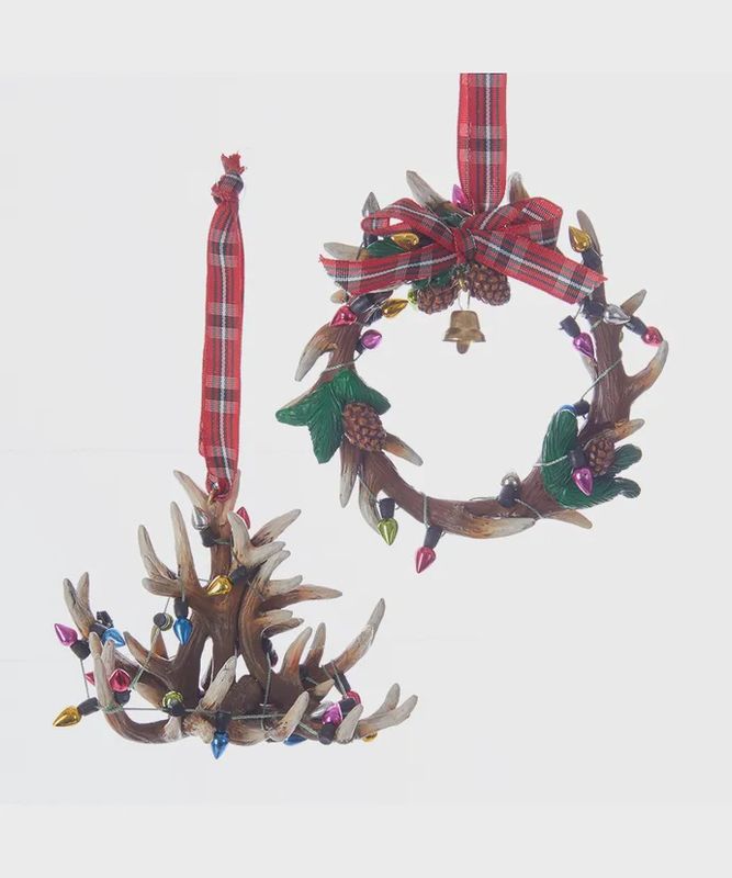 CHRISTMAS ANTLER WREATH ORN