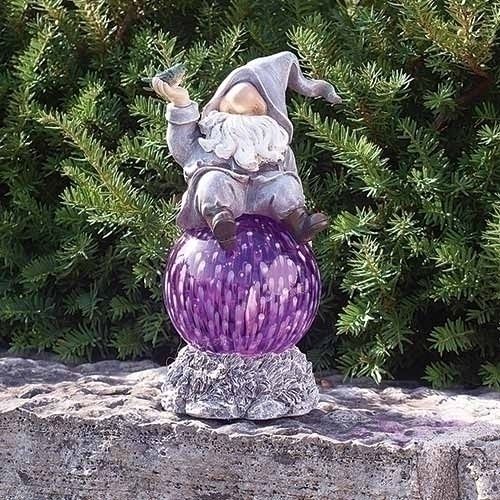 GNOME W/PURPLE SOLAR LIGHT