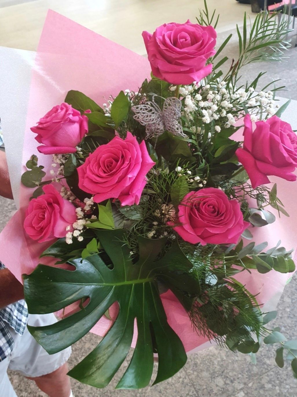 Bouquet of 6 Roses