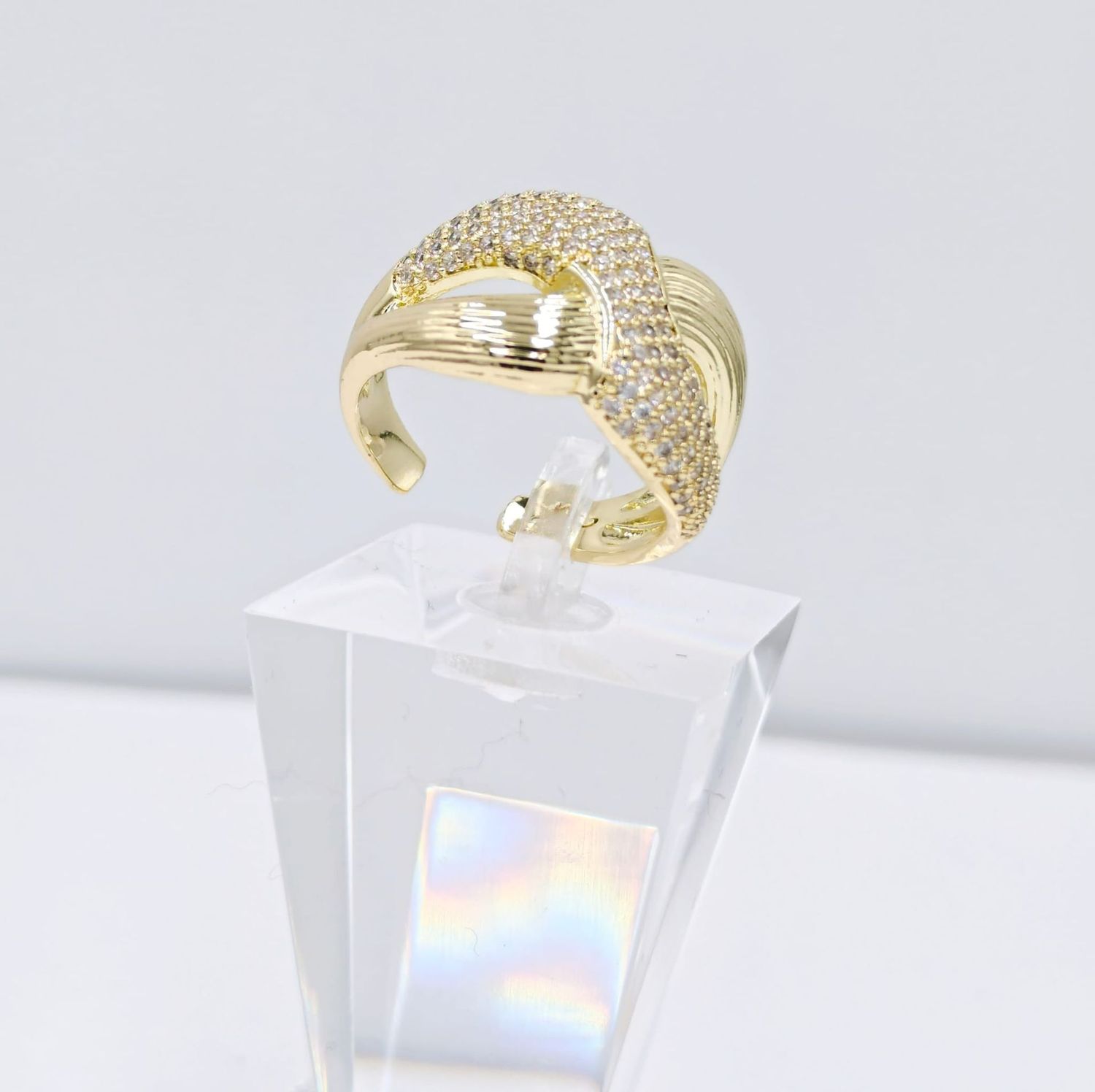Anillo cruzado