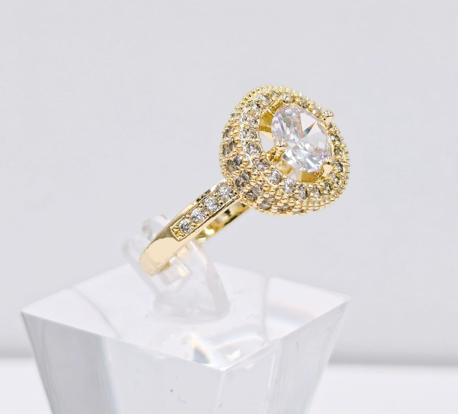 Anillo ámber