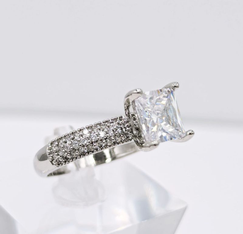 Anillo Elsa