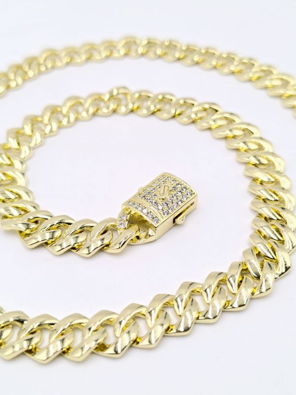 Juego de cadena y brazalete