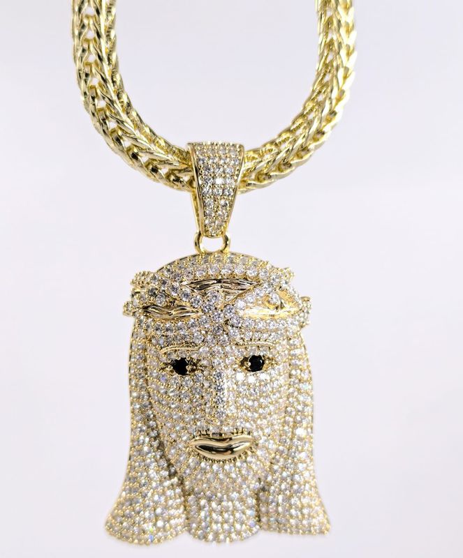 Cadena con colgante cabeza de Jesus
