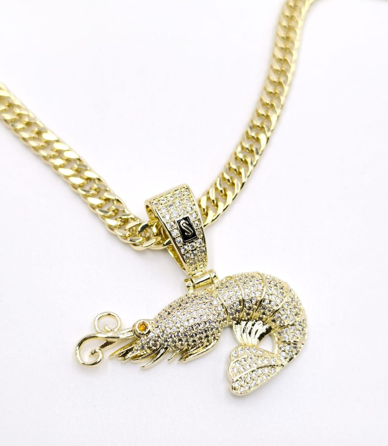 Cadena con colgante de Gamba