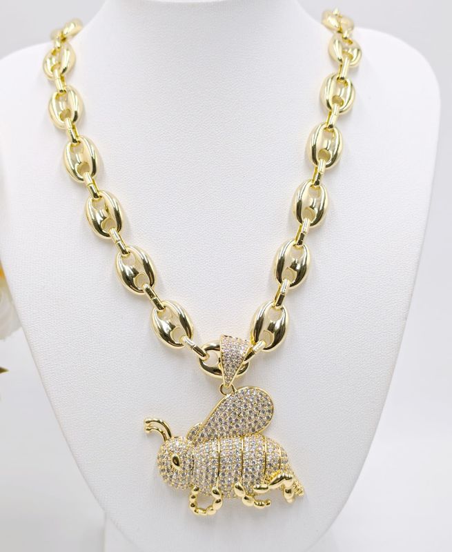 Cadena con colgante de abeja