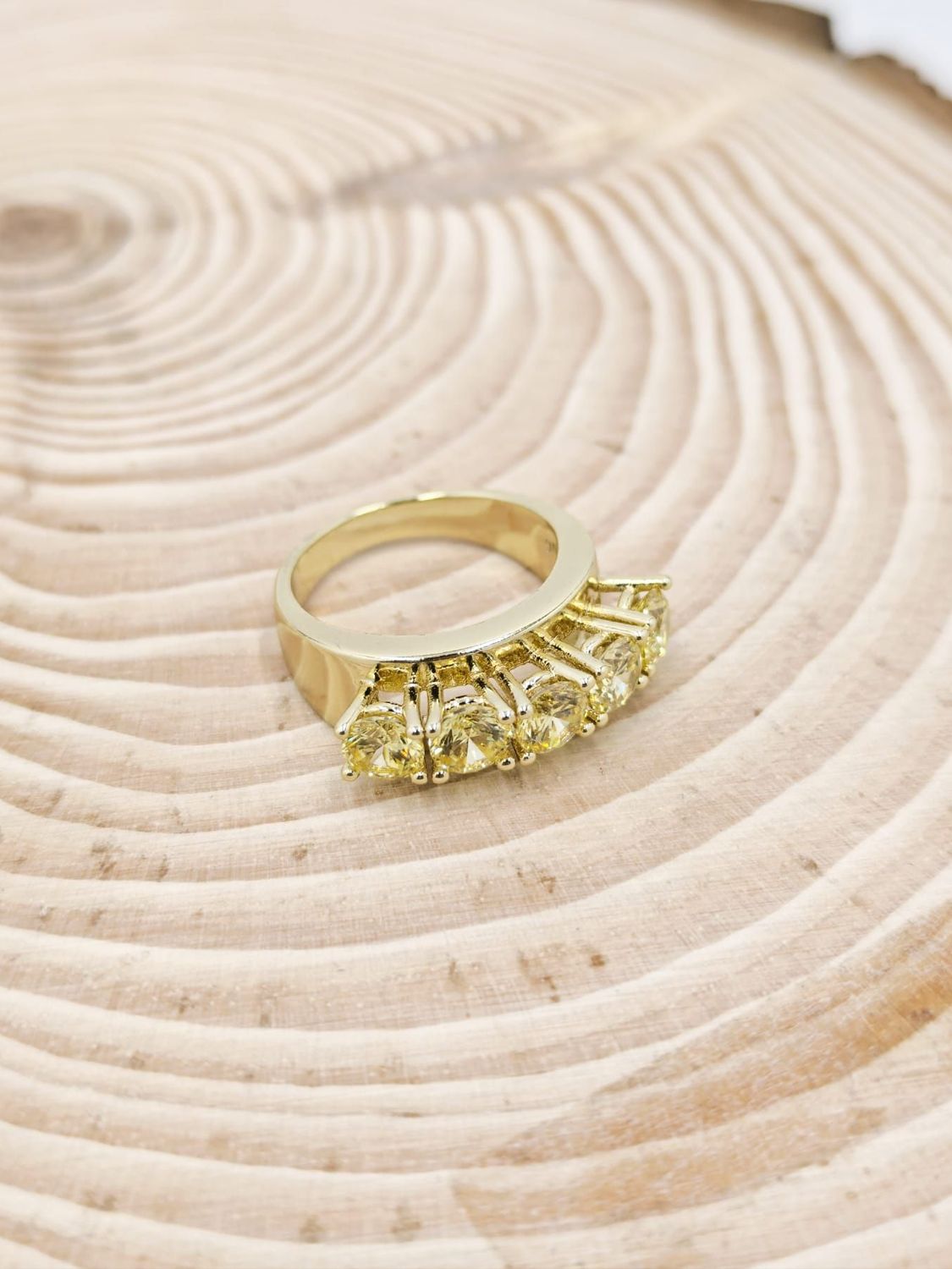 Anillo gold crown