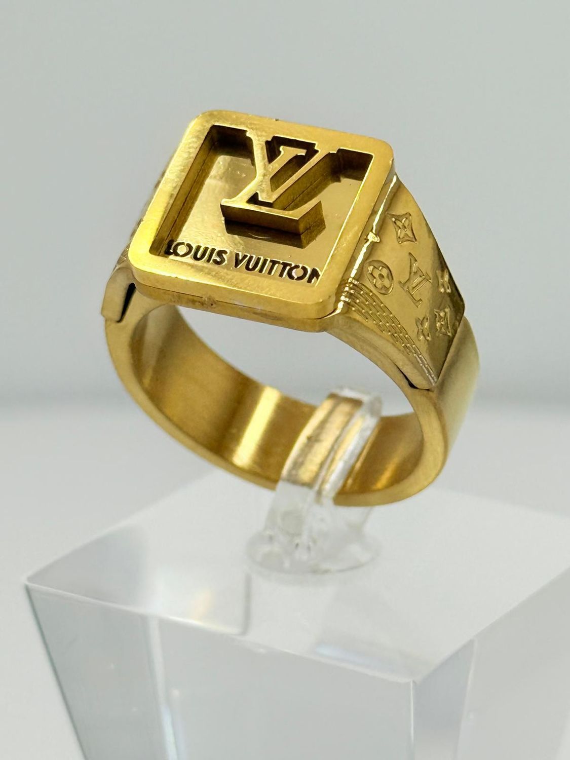 Anillo acero