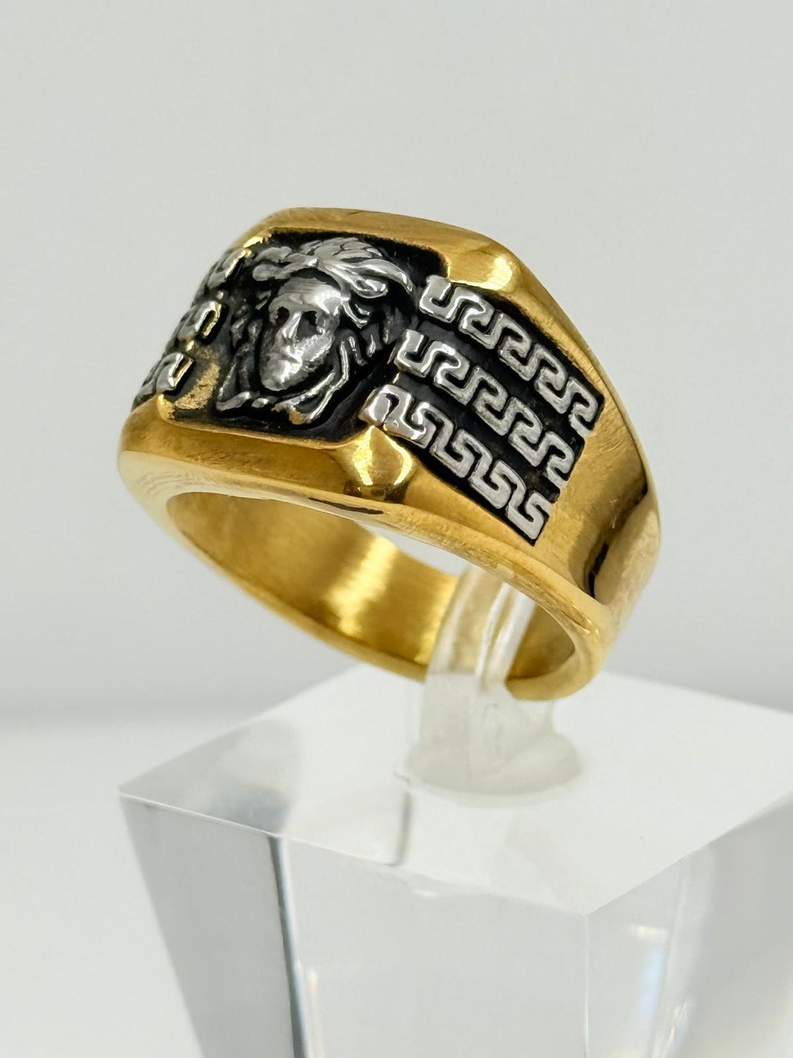 Anillo acero