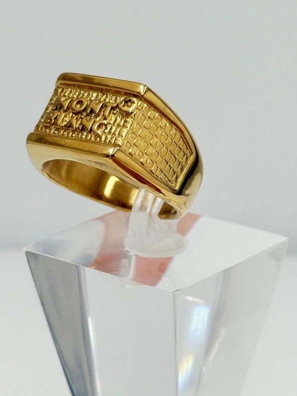 Anillo acero