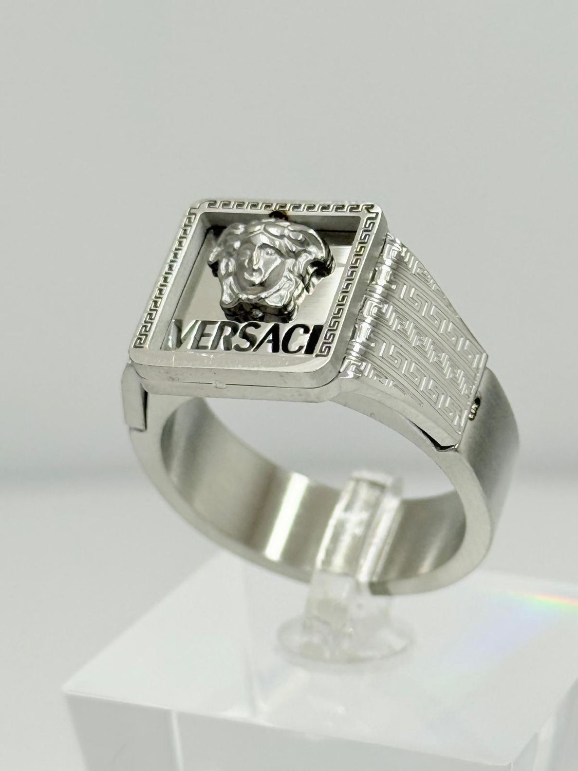 Anillo acero