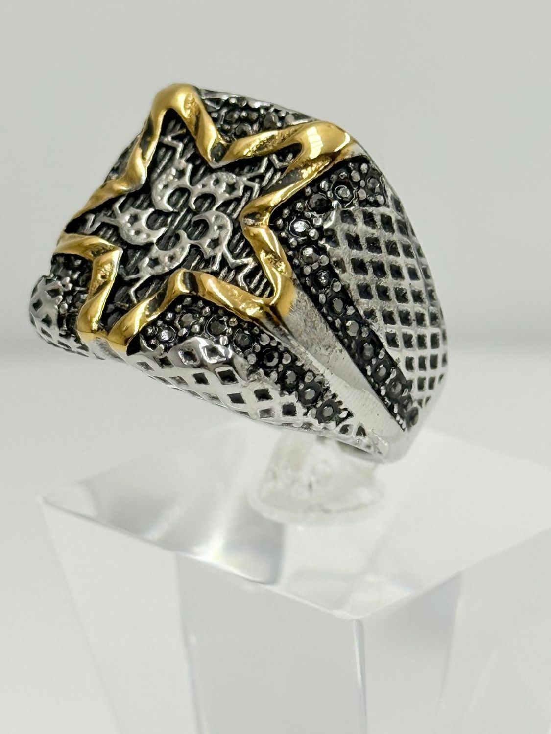 Anillo acero