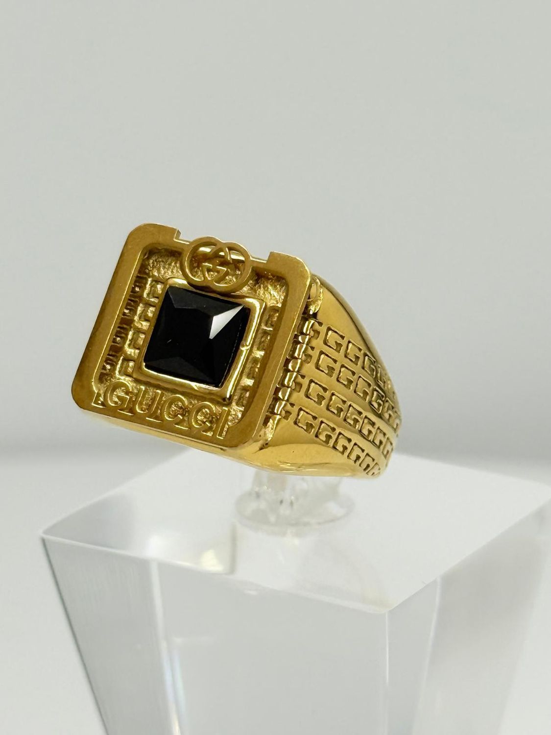 Anillo acero
