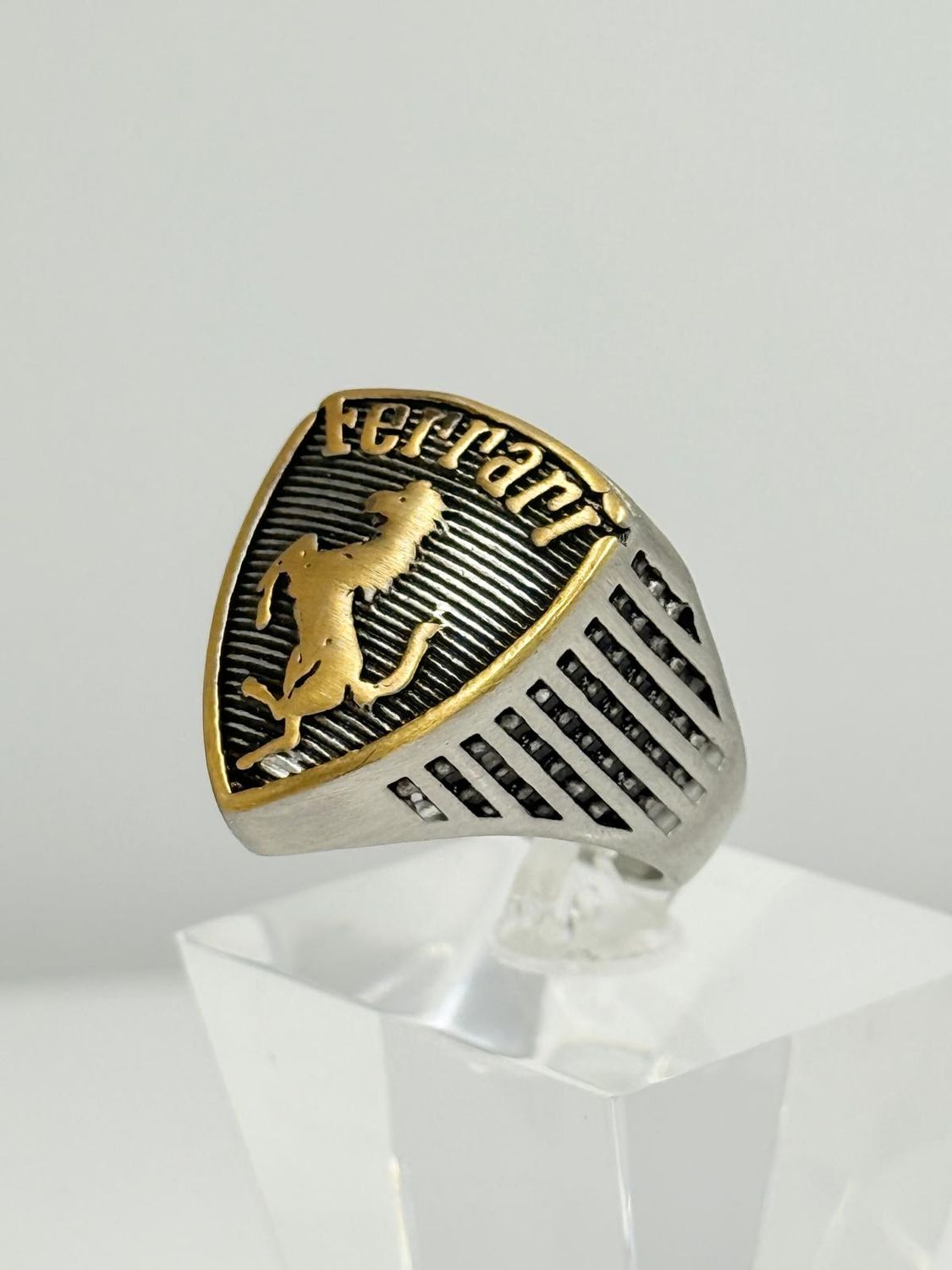 Anillo acero