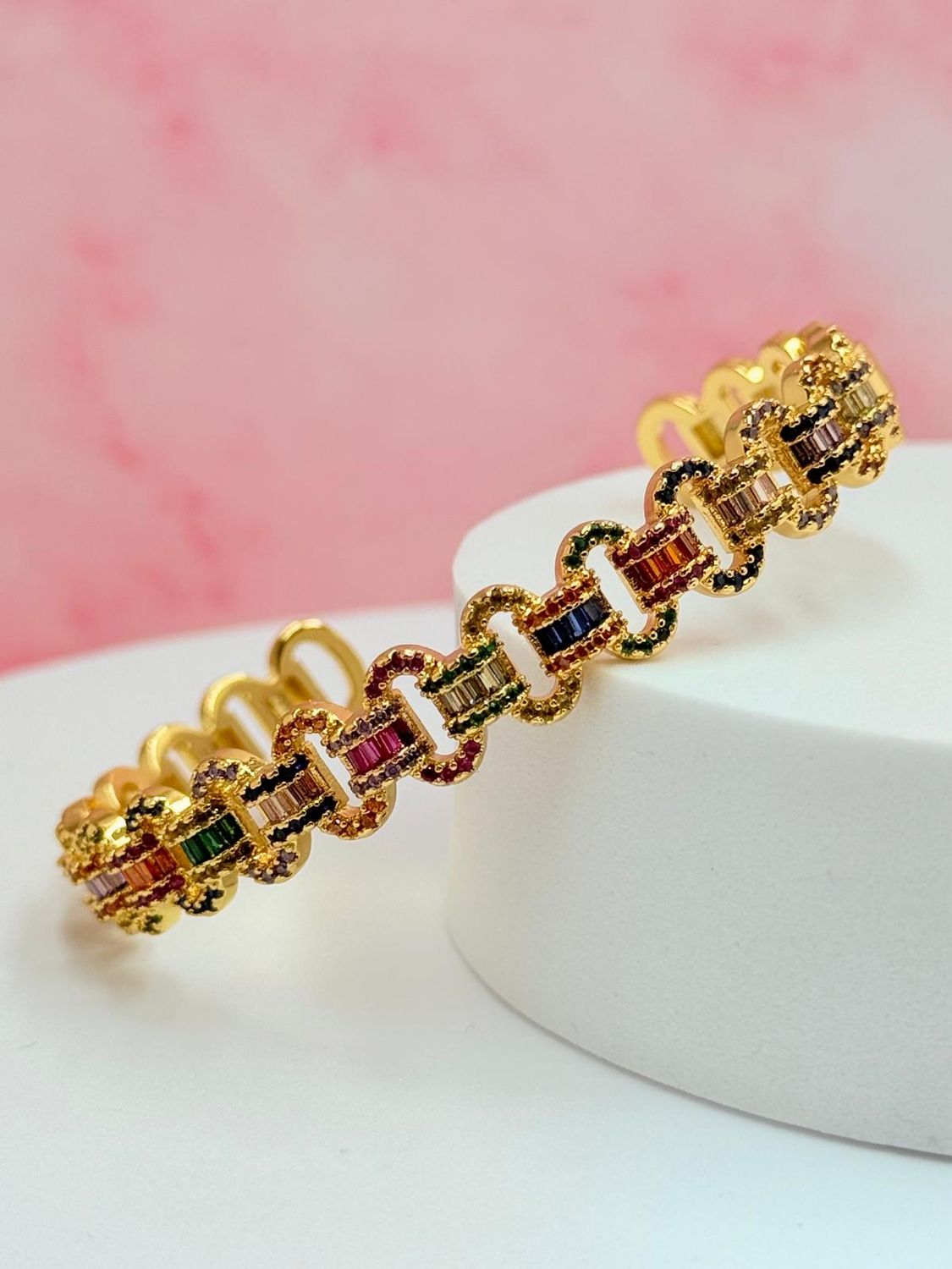 Pulsera rígida abierta con circones multicolor