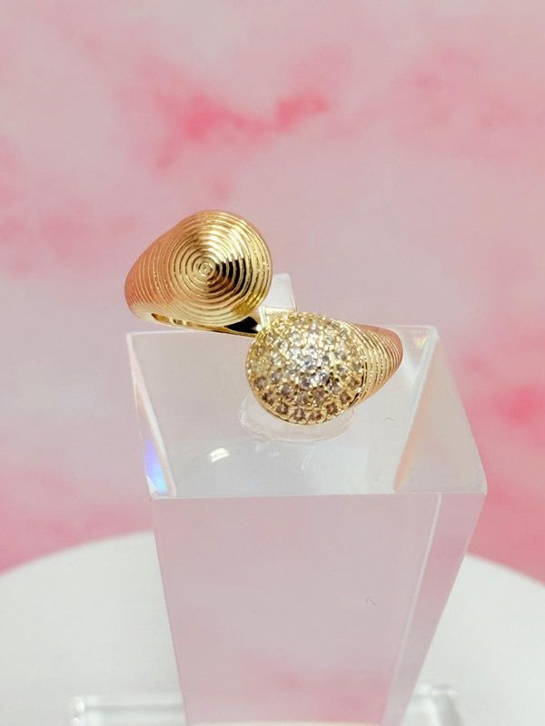 Anillo laminado forma geométrica